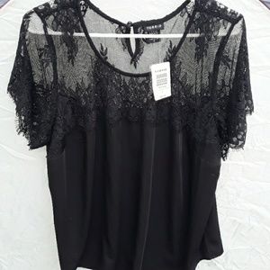 Torrid blk lace front top